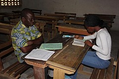 Gagnoa : L’enseignant qui vendait le BAC arrêté, il accuse les malédictions venant des parents du village
